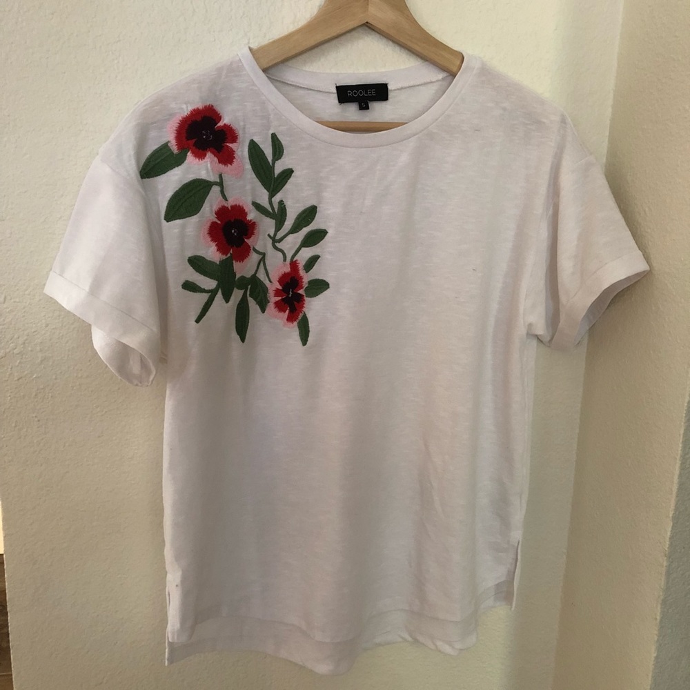 Roolee embroidered tee size small